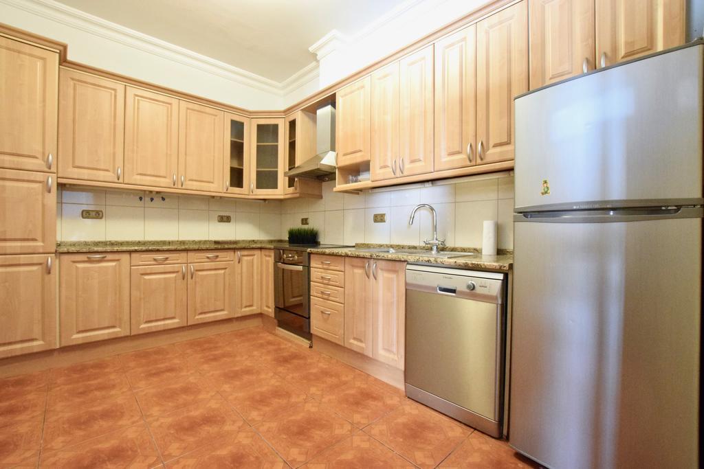 Standerd Apartment By Hi5 - Lovag Family Suites Budapeszt Zewnętrze zdjęcie