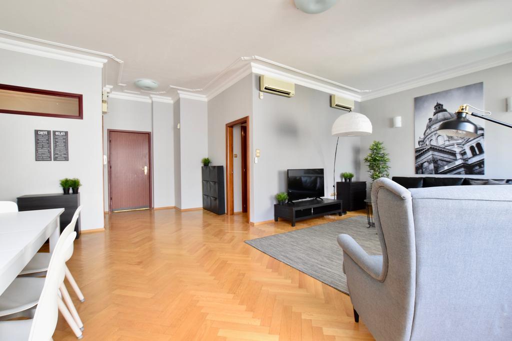 Standerd Apartment By Hi5 - Lovag Family Suites Budapeszt Zewnętrze zdjęcie