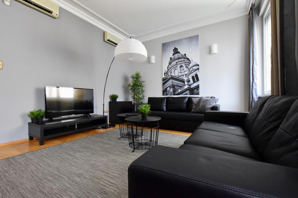 Standerd Apartment By Hi5 - Lovag Family Suites Budapeszt Zewnętrze zdjęcie