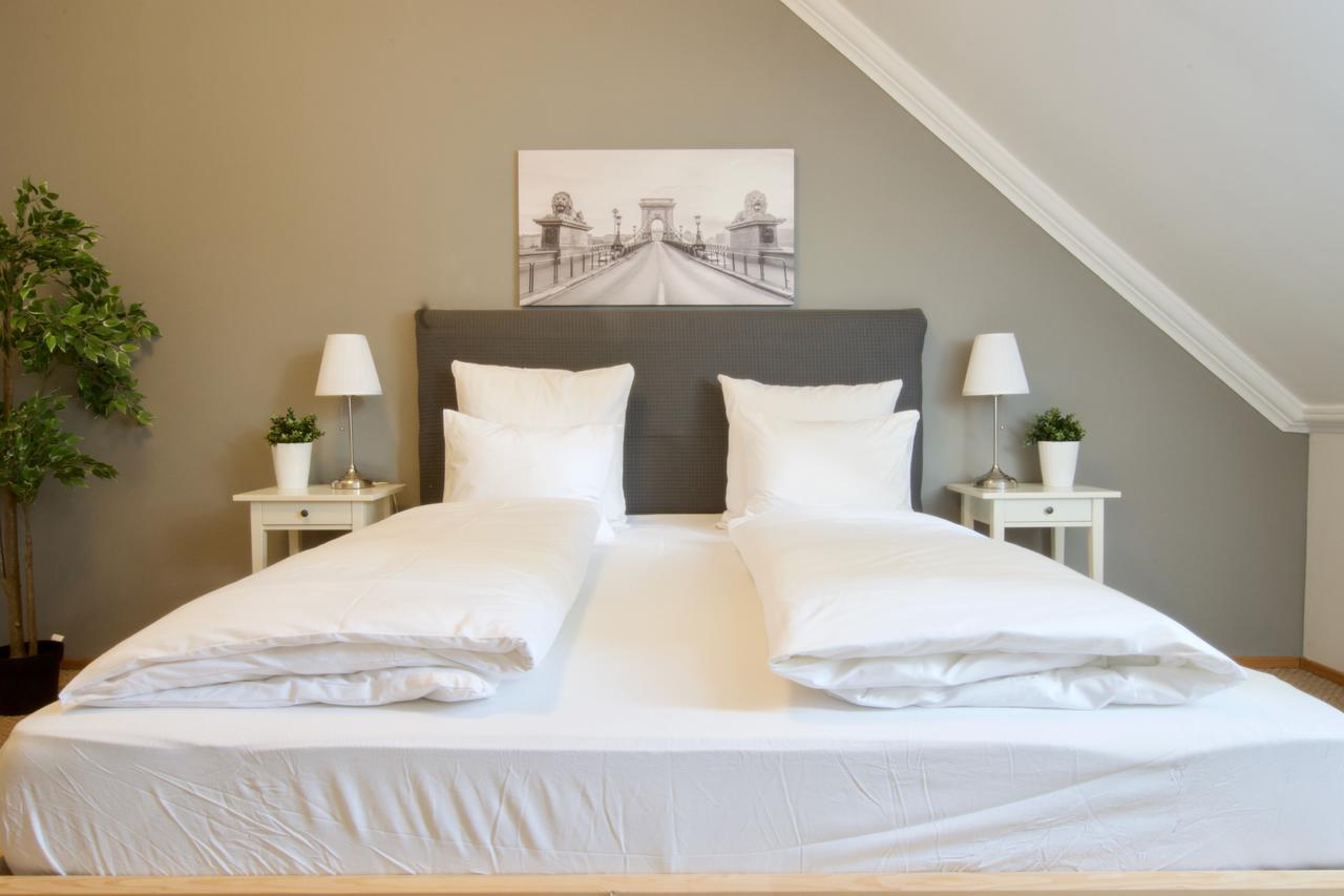Standerd Apartment By Hi5 - Lovag Family Suites Budapeszt Zewnętrze zdjęcie