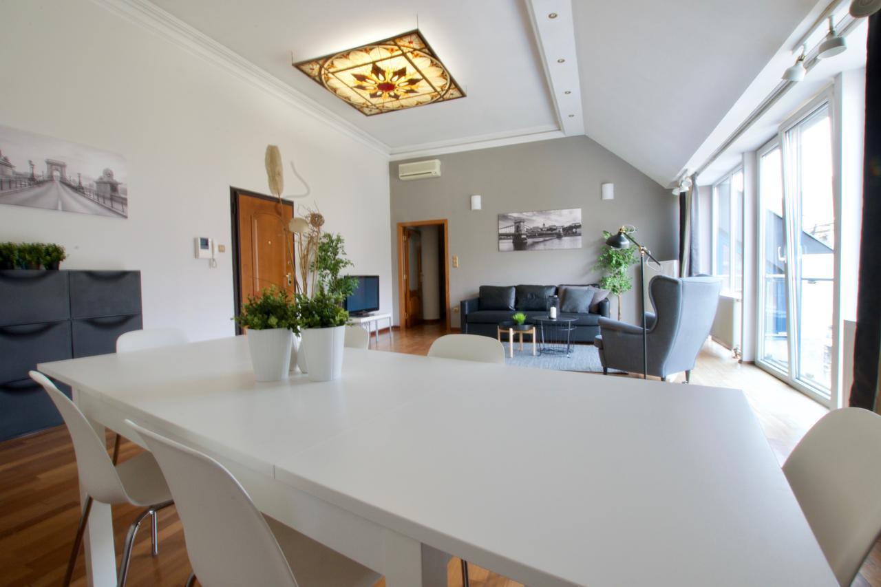 Standerd Apartment By Hi5 - Lovag Family Suites Budapeszt Zewnętrze zdjęcie