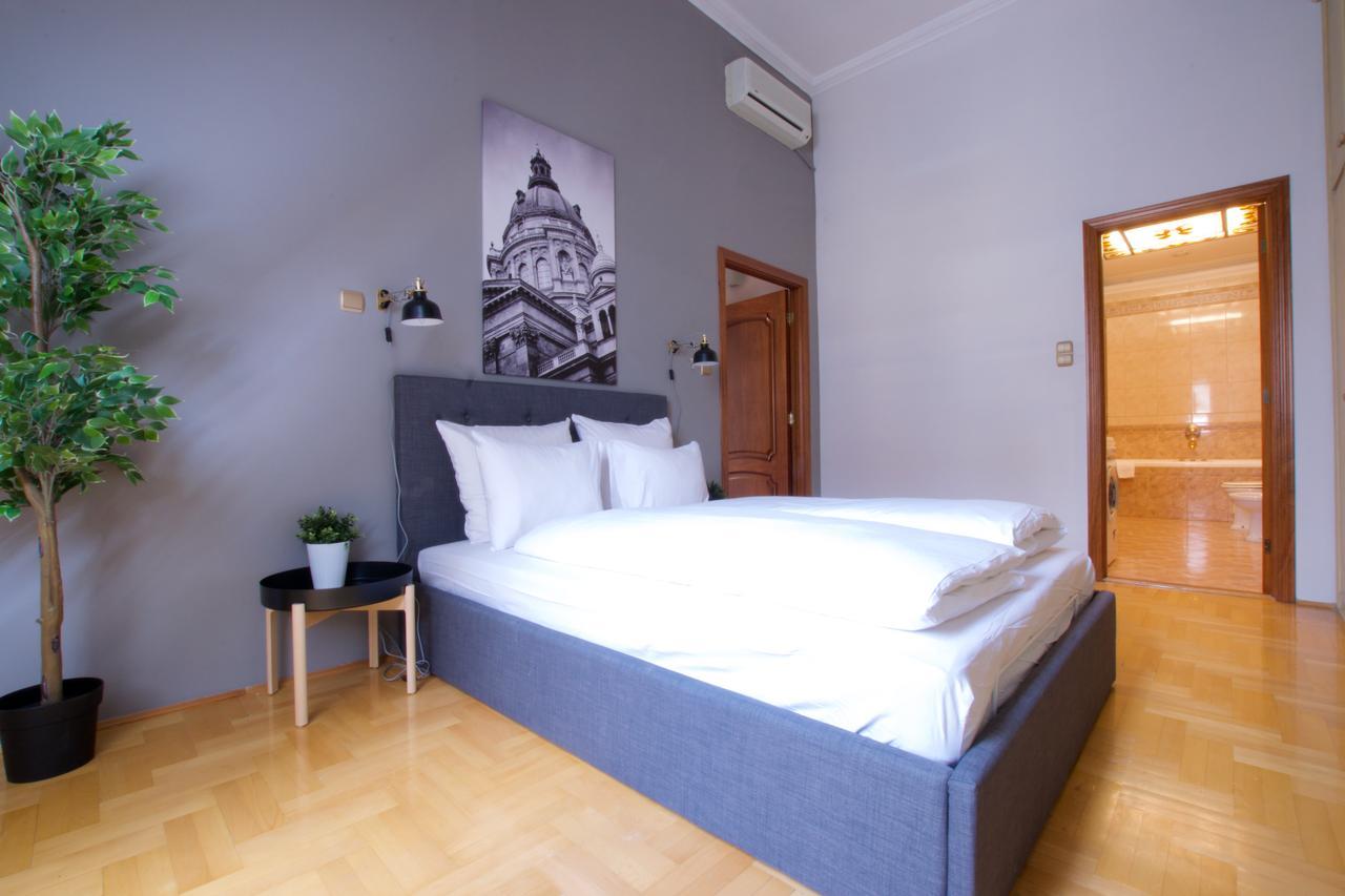 Standerd Apartment By Hi5 - Lovag Family Suites Budapeszt Zewnętrze zdjęcie